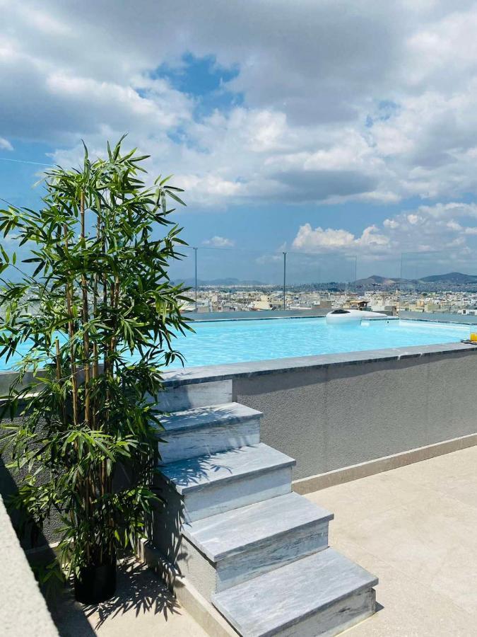 New 2Bd Aprt With Shared Rooftop Pool E2 เอเธนส์ ภายนอก รูปภาพ